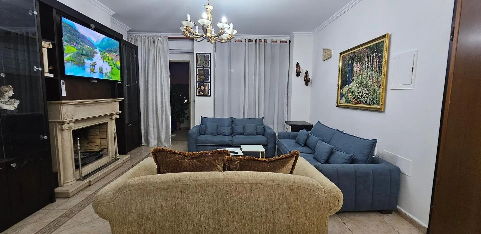 Apartment Xplore Xpress • Penthouse Tirana Albania